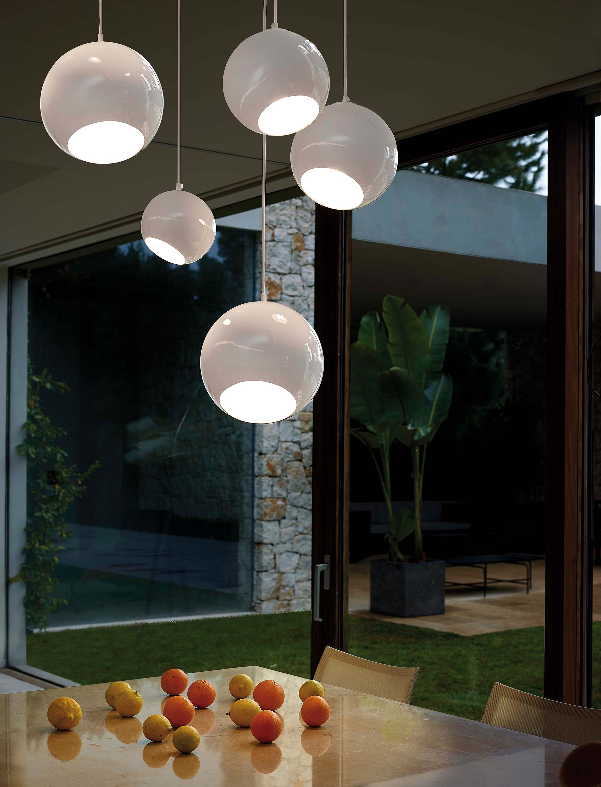 LZF Lamps Neuheiten Spore Keramik Pendelleuchte Küche drei Größen